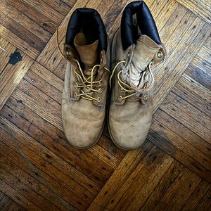 Classic Timberland women’s